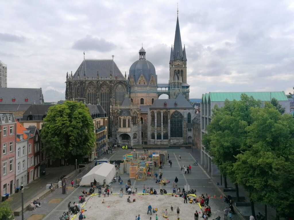 Treppenlift-Beratung und Planung in Aachen: Anbieter, Kosten & Beratung