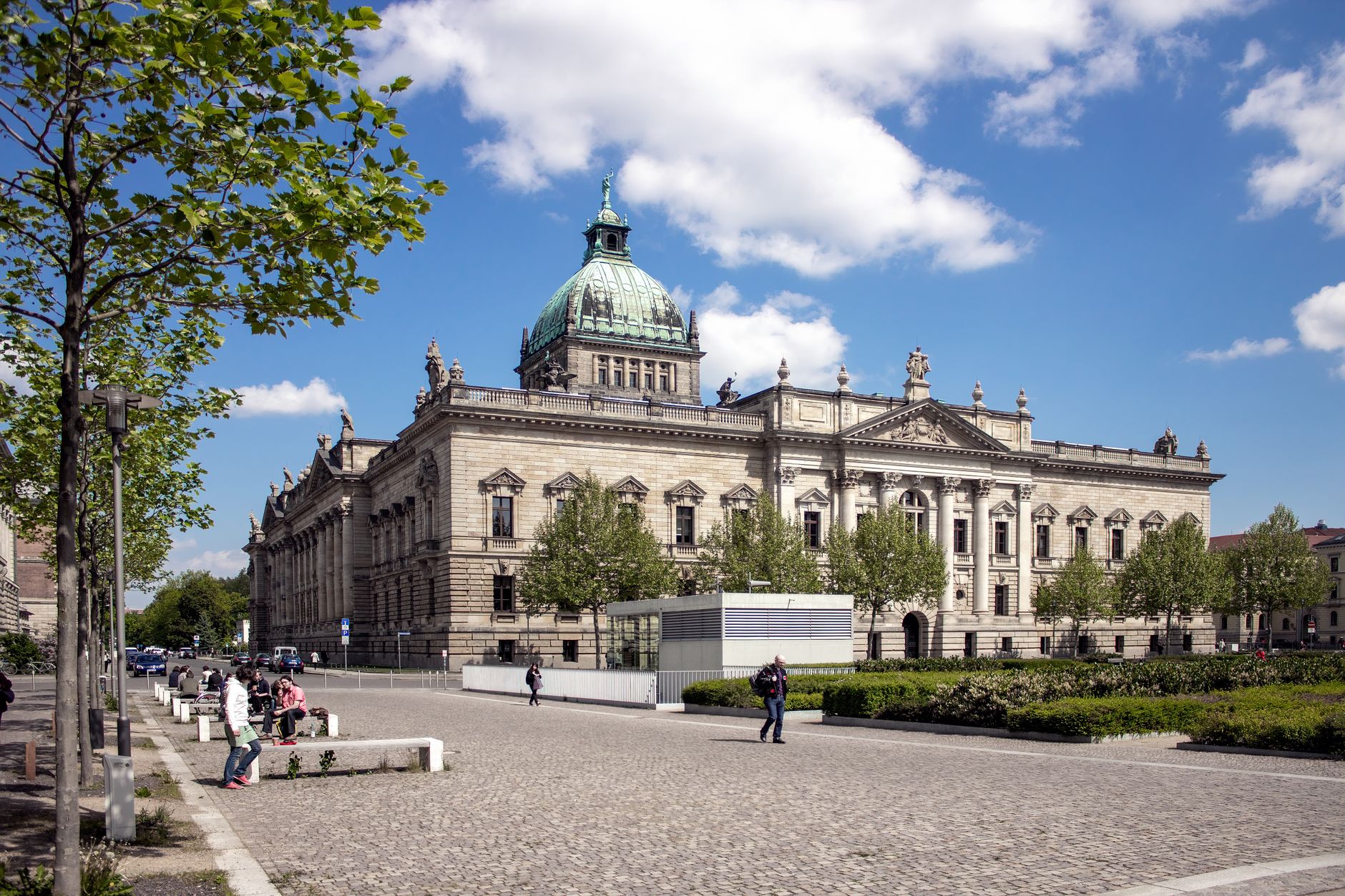 Ihr Treppenlift-Fachbetrieb - sachsen-treppenlift.de in Leipzig 1 Ihr Treppenlift-Fachbetrieb - sachsen-treppenlift.de in Leipzig