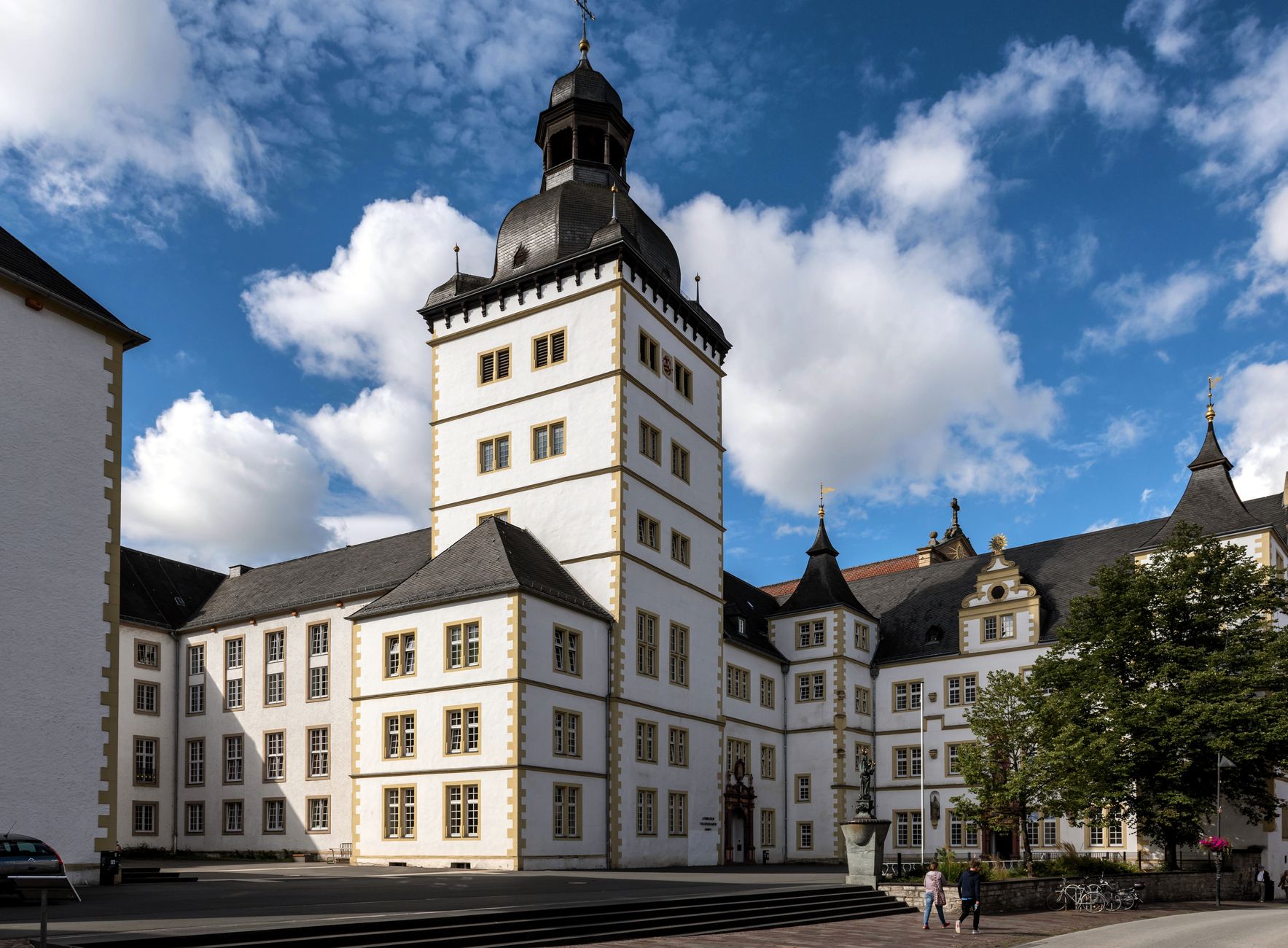 DAT Deutsche Aufzugstechnik GmbH, Niederlassung NRW in Neuss 1 DAT Deutsche Aufzugstechnik GmbH, Niederlassung NRW in Neuss